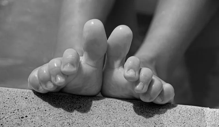 Pieds moches : nos conseils pour les embellir