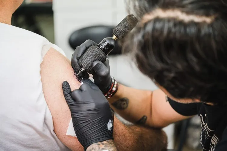Machine à tatouage: pour faire de bons tracés