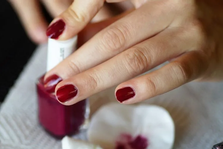 Comment durcir les ongles : nos meilleurs conseils