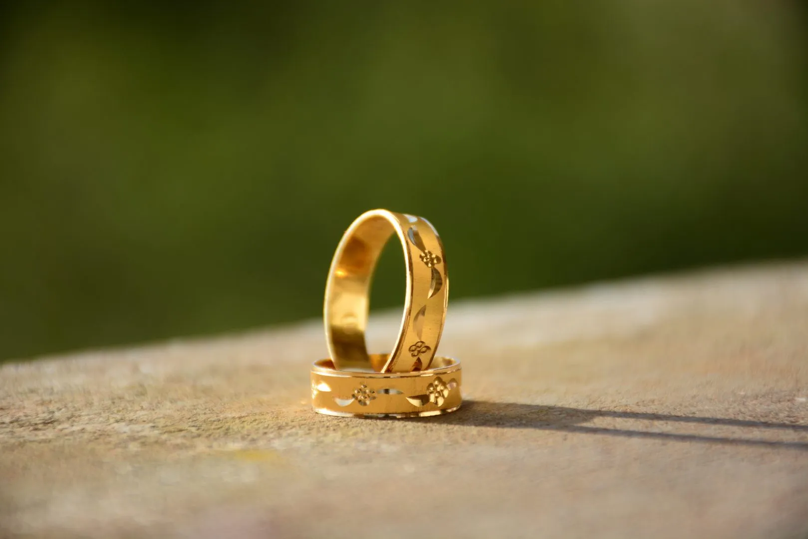Comment s’assurer de l’authenticité de vos bijoux en or ?
