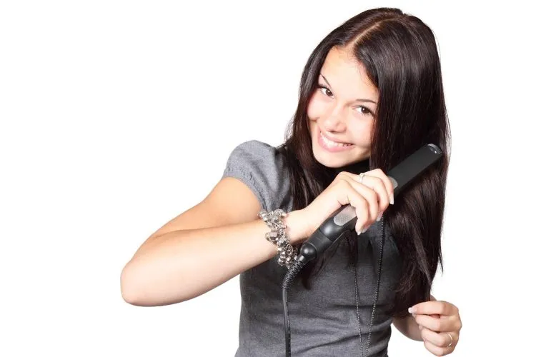 Pourquoi acheter un lisseur professionnel pour ses cheveux ?