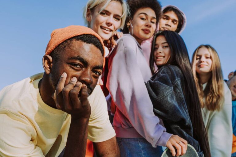 Les influences streetwear dans la mode contemporaine