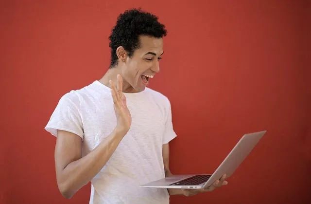 Gayromeo : voici pourquoi vous devez absolument vous y inscrire