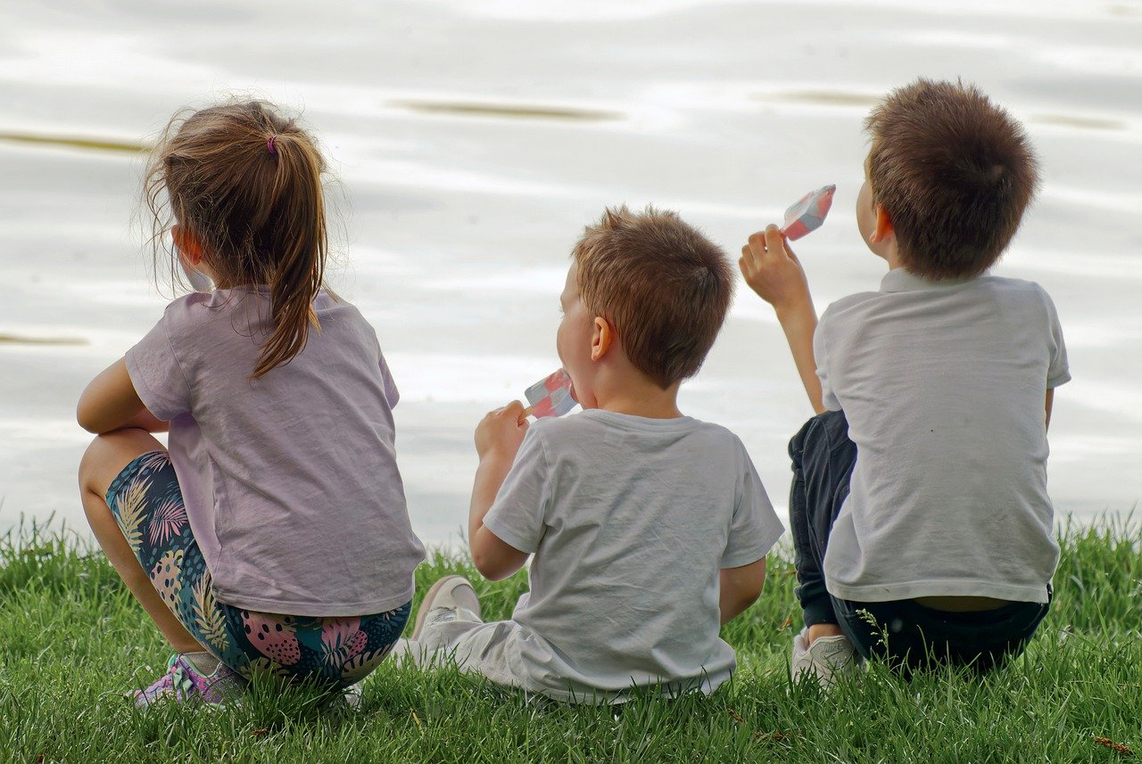Tee-shirts pour enfants : conseils pour allier style et confort