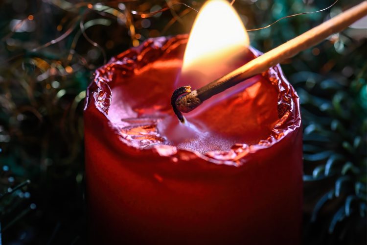 Comment enlever le reste de cire sur la peau : voici nos conseils