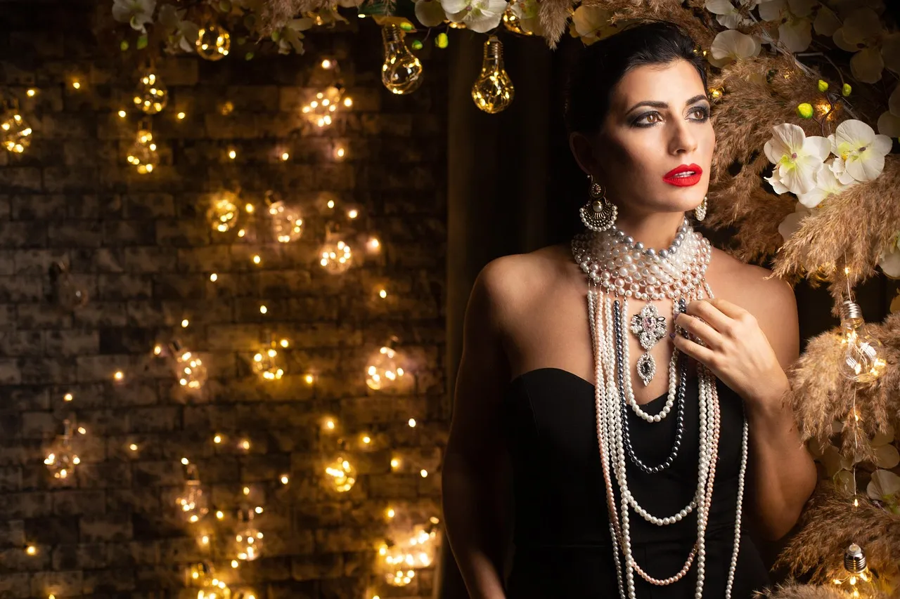 La chaîne longue : un accessoire chic pour personnaliser vos tenues