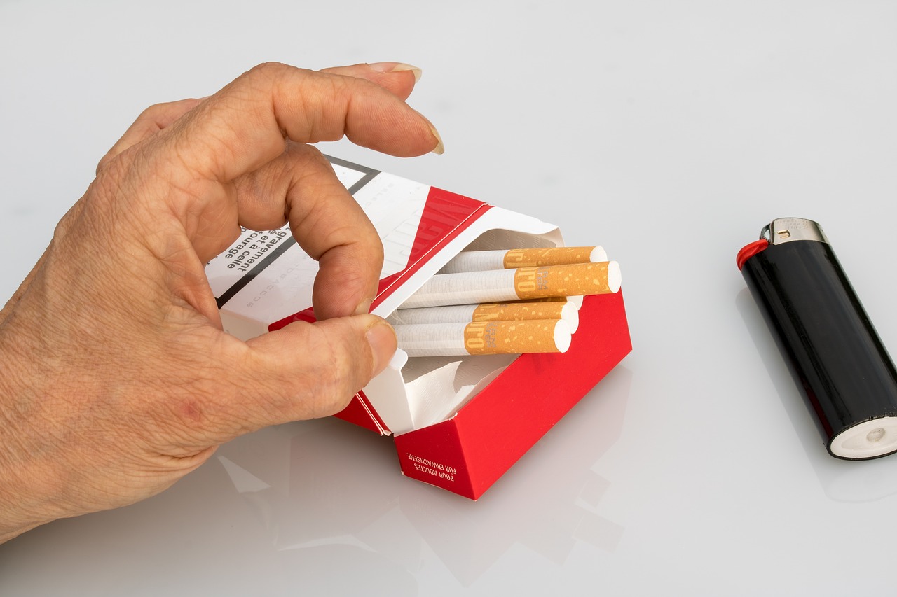 La vérité sur les cigarettes industrielles et les cigarettes à tuber
