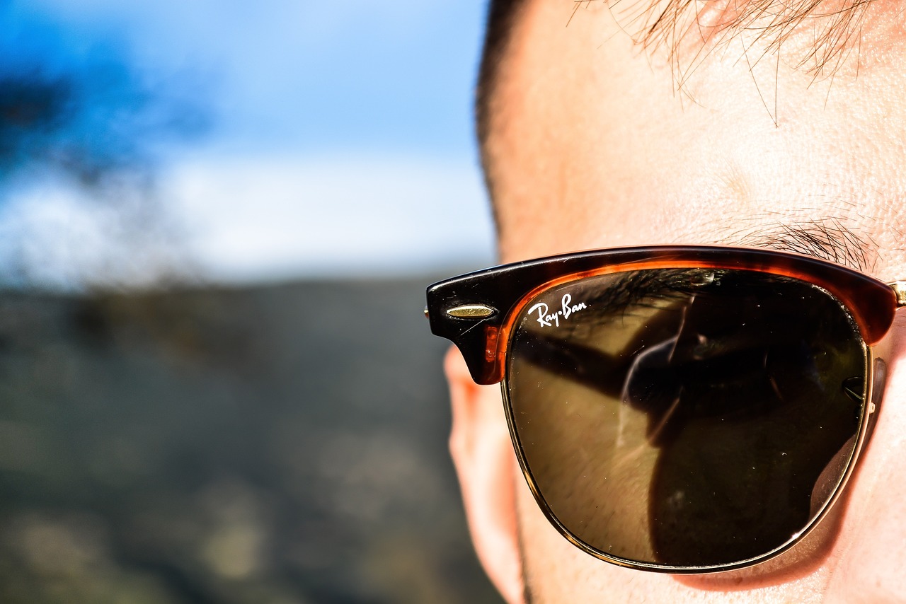 Tout ce que vous devez savoir sur les lunettes de soleil Ray-Ban connectées