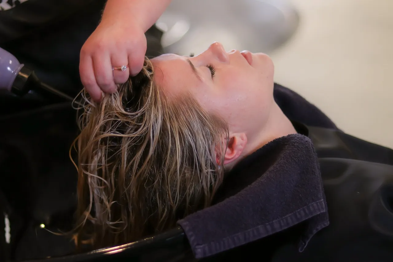 Les bienfaits du bonnet de soin capillaire pour des cheveux en excellente santé