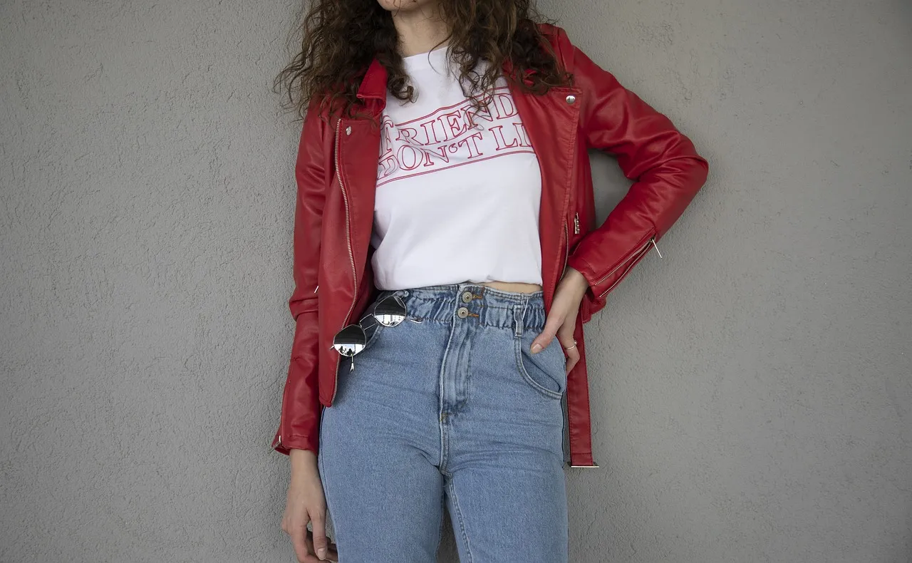Veste printemps été pour femme : comment la porter avec style et élégance ?