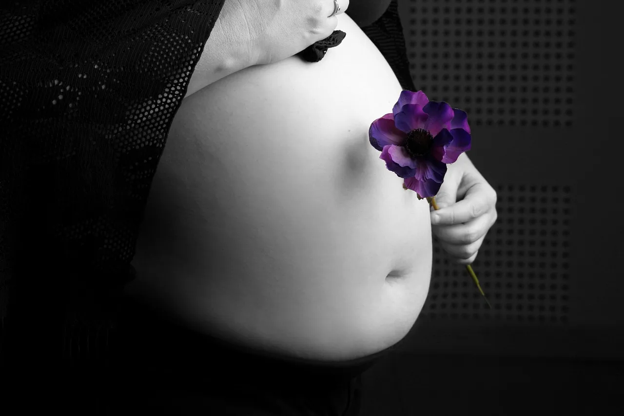 Confrontée au spotting pendant votre grossesse ? Voici ce que toutes les femmes devraient savoir