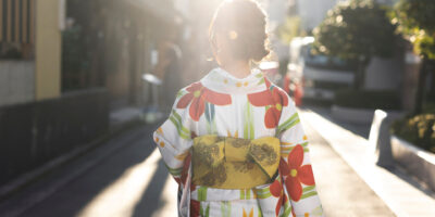 Comment porter un kimono au quotidien avec style ?
