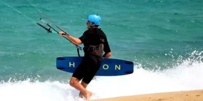 De_novice_à_expert_:_apprendre_le_kitesurf_en_toute_simplicité_