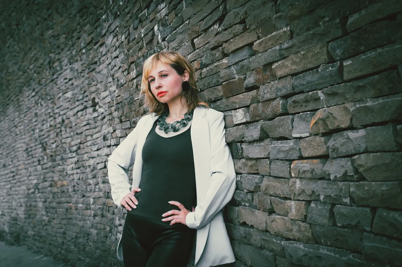 Comment porter une veste pour femme ?